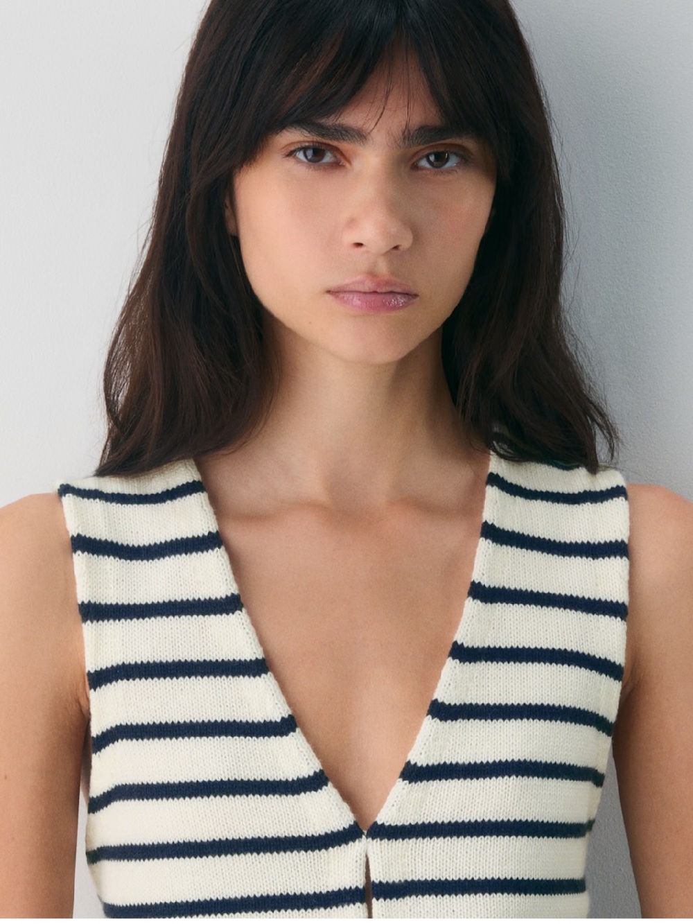 Aritzia Wilfred Basque Black White Striped Knit Sweater Vest Size Small - Picture 9 of 10